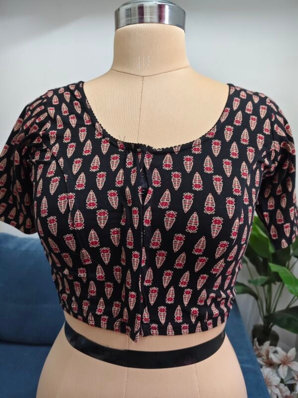 Stretchable blouse